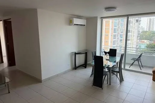 Apartamento cerca del Parque Omar